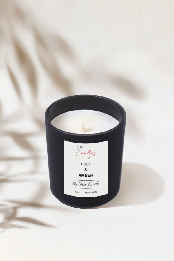 Oud & Amber Candle